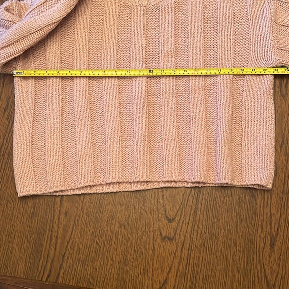 Pacsun women’s M knit pink oversized cropped sweater - Picture 3 of 7